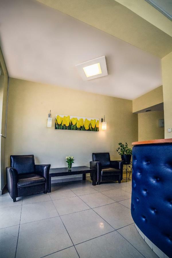 Hotel Hellada Kielce Extérieur photo